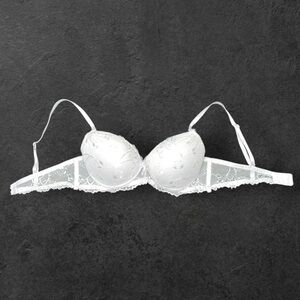 White Lace Push-up Bra Size 36C Lingerie Coquette Underwear Intimates Padded